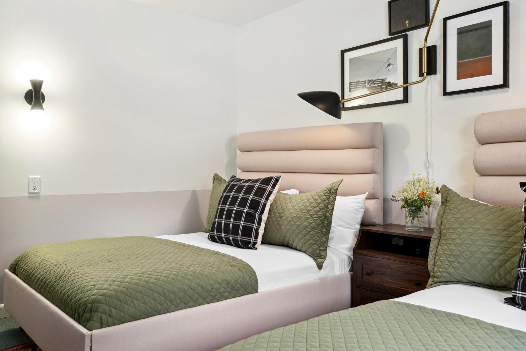 Mountaineer Inn West Dover Ngoại thất bức ảnh